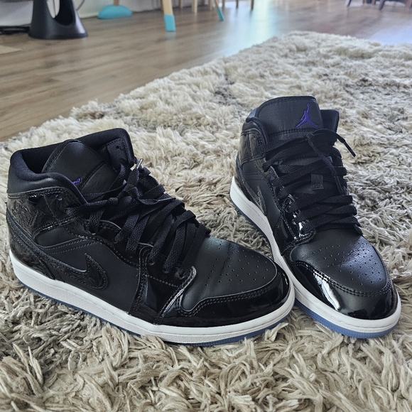 Air Jordan 1 Mid - Black and Blue Space Jam Sneakers - Picture 2 of 7